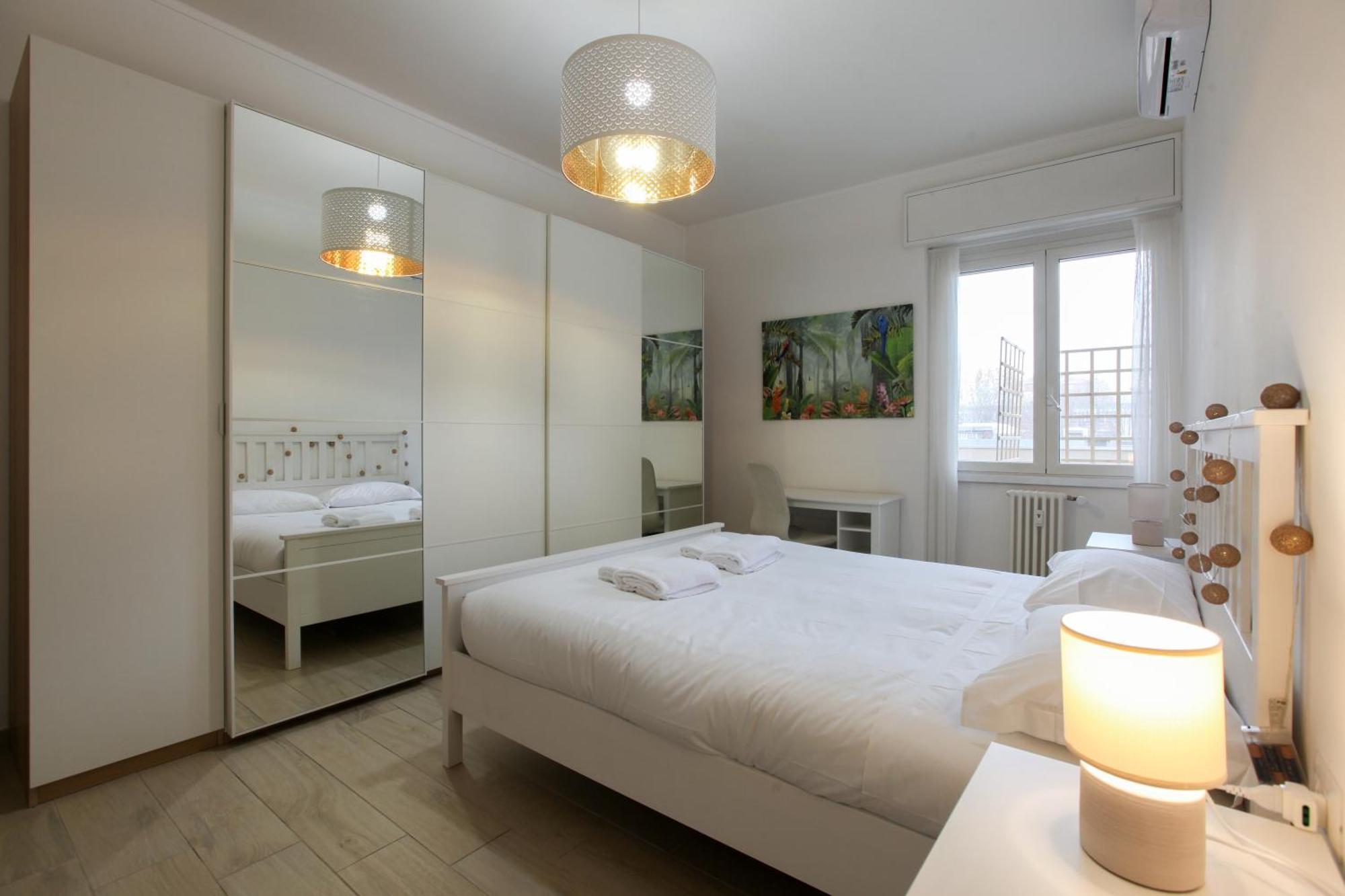 Splendido Bilocale Sul Naviglio Grande Apartment Corsico Ngoại thất bức ảnh